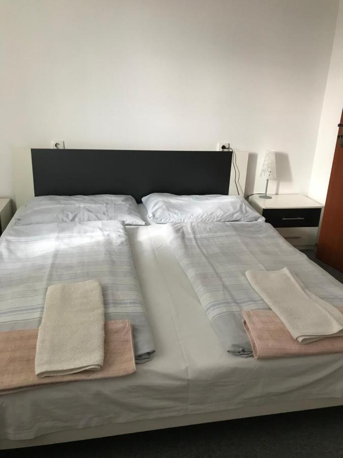 Penzion Aniko Diakovce-Sala Kültér fotó