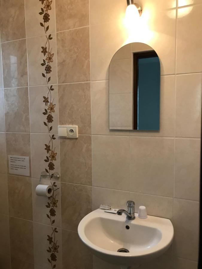 Penzion Aniko Diakovce-Sala Kültér fotó